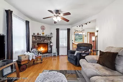  317 Ginger Lane, East Stroudsburg, PA 18301 - Photo 17