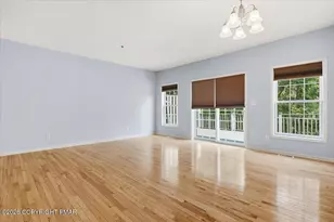 32 Oak Leaf Ln, East Stroudsburg, PA 18301 - Photo 5