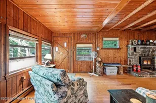 130 Rose Ln, Bartonsville, PA 18321 - Photo 15