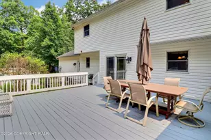 406 Broad Leaf Ln, Stroudsburg, PA 18360 - Photo 5