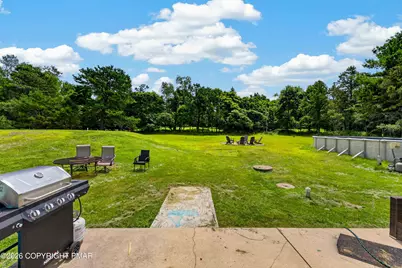  1139 Kindling Drive, Blakeslee, PA 18610 - Photo 9