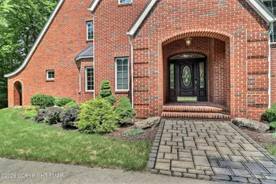  213 Escoll Drive, East Stroudsburg, PA 18301 - Photo 5
