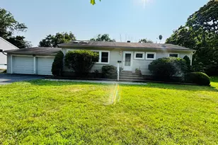77 Ransberry Ave, East Stroudsburg, PA 18301 - Photo 1