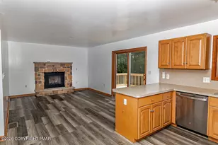 1208 Falls Rd, Bushkill, PA 18324 - Photo 5