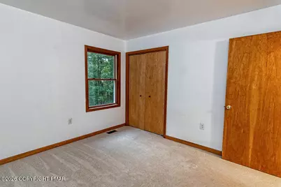  1208 Falls Road, Bushkill, PA 18324 - Photo 25