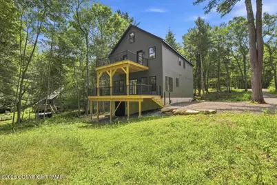  124 River Ct 92, Pocono Lake, PA 18347 - Photo 9