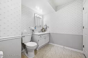 714 Garnet Ln, East Stroudsburg, PA 18301 - Photo 23