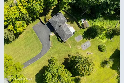  105 Vineyard Drive, Stroudsburg, PA 18360 - Photo 5