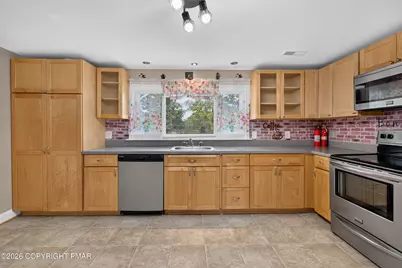 105 Vineyard Drive, Stroudsburg, PA 18360 - Photo 13