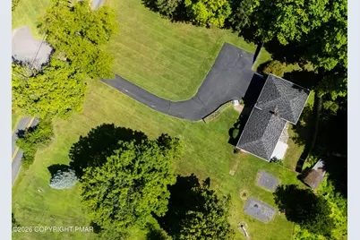  105 Vineyard Drive, Stroudsburg, PA 18360 - Photo 7