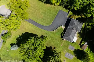 105 Vineyard Dr, Stroudsburg, PA 18360 - Photo 7