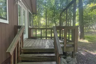 2111 Spring Dr, Bushkill, PA 18324 - Photo 5
