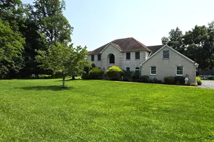 602 Little Mayfair Ct, Stroudsburg, PA 18360 - Photo 1