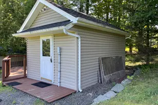 439 Butternut Rd, Newfoundland, PA 18445 - Photo 9