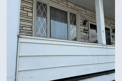  228 E Patterson Street, Lansford, PA 18232 - Photo 3