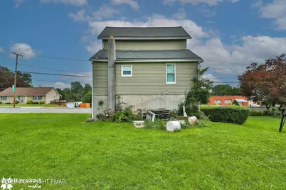  726 Garibaldi Avenue, Roseto, PA 18013 - Photo 37