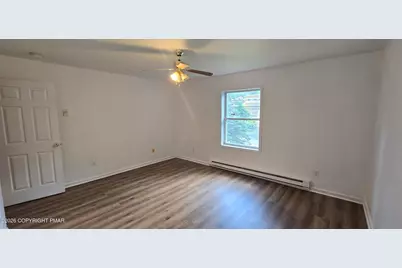  889 Country Place Drive, Tobyhanna, PA 18466 - Photo 27