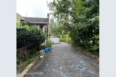  524 Independence Road, East Stroudsburg, PA 18301 - Photo 7
