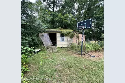  524 Independence Road, East Stroudsburg, PA 18301 - Photo 15