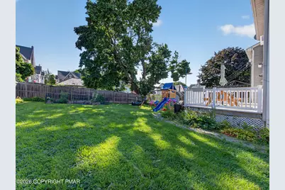  106 N Lobb Avenue, Pen Argyl, PA 18072 - Photo 17