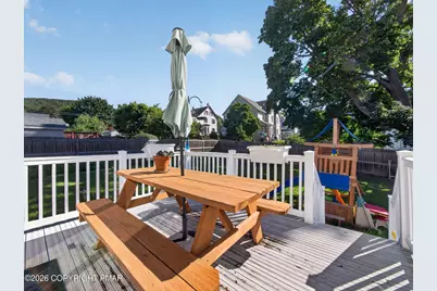  106 N Lobb Avenue, Pen Argyl, PA 18072 - Photo 15
