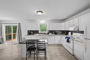 8440 Bear Trail Dr, Tobyhanna, PA 18466 - Photo 21