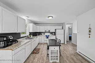 8440 Bear Trail Dr, Tobyhanna, PA 18466 - Photo 17