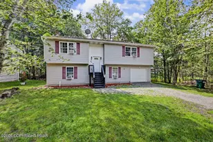 8440 Bear Trail Dr, Tobyhanna, PA 18466 - Photo 1