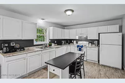  8440 Bear Trail Drive, Tobyhanna, PA 18466 - Photo 17