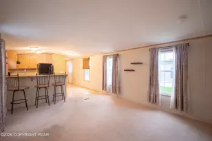 13 Clifton Manor Dr, Covington Township, PA 18424 - Photo 5