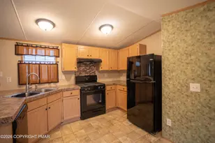 13 Clifton Manor Dr, Covington Township, PA 18424 - Photo 7