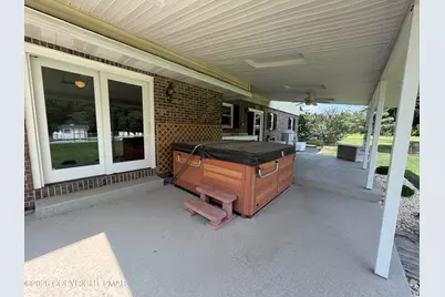  634 Gladys Drive, Nazareth, PA 18064 - Photo 3