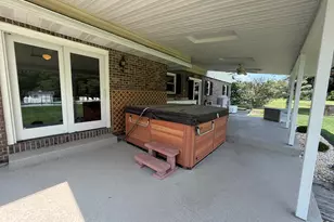 634 Gladys Dr, Nazareth, PA 18064 - Photo 3