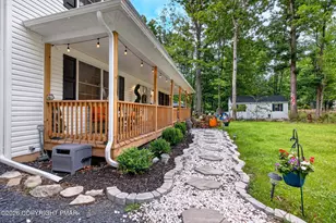 156 Doe Rd, Bartonsville, PA 18321 - Photo 9