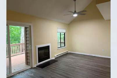  328 Crewe Court, Bushkill, PA 18324 - Photo 5
