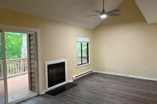 328 Crewe Ct, Bushkill, PA 18324 - Photo 5