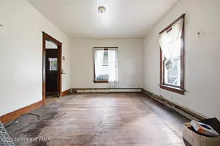 179 State St, East Stroudsburg, PA 18301 - Photo 5