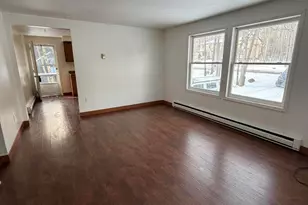 28 Mountain Dr, Mount Pocono, PA 18344 - Photo 9