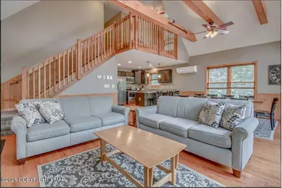  112 Pineknoll Drive, Lake Harmony, PA 18624 - Photo 11