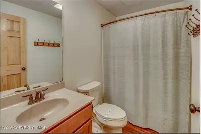  112 Pineknoll Drive, Lake Harmony, PA 18624 - Photo 17