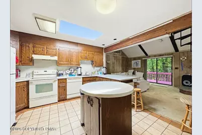  180 Delbert Drive, Gouldsboro, PA 18424 - Photo 11