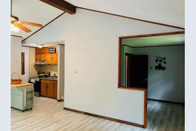  112 Sunset Drive, Covington Township, PA 18424 - Photo 11