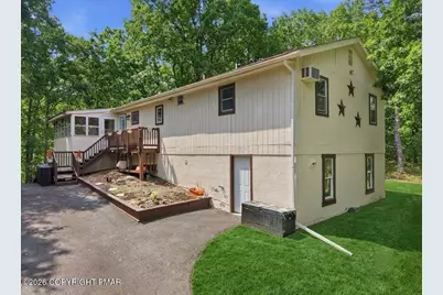  198 Edinburgh Road, Bushkill, PA 18324 - Photo 3