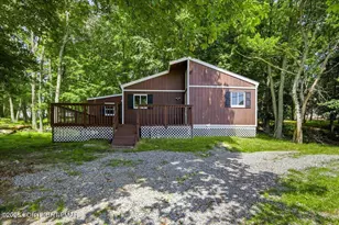 4774 Pine Ridge Dr, Bushkill, PA 18324 - Photo 1