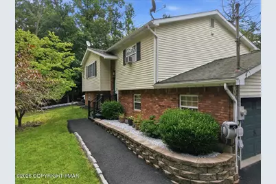  2434 Woodcrest Drive, East Stroudsburg, PA 18302 - Photo 5