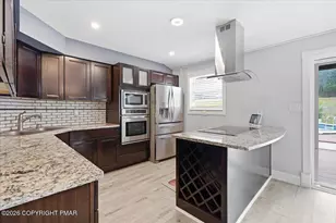 2434 Woodcrest Dr, East Stroudsburg, PA 18302 - Photo 11