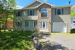 7470 Leila Ct, Tobyhanna, PA 18466 - Photo 1