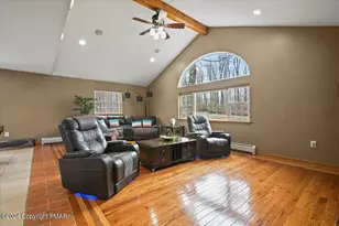 1016 Overlook Trl, Newfoundland, PA 18445 - Photo 21