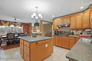 1016 Overlook Trl, Newfoundland, PA 18445 - Photo 15