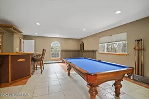 1016 Overlook Trl, Newfoundland, PA 18445 - Photo 3